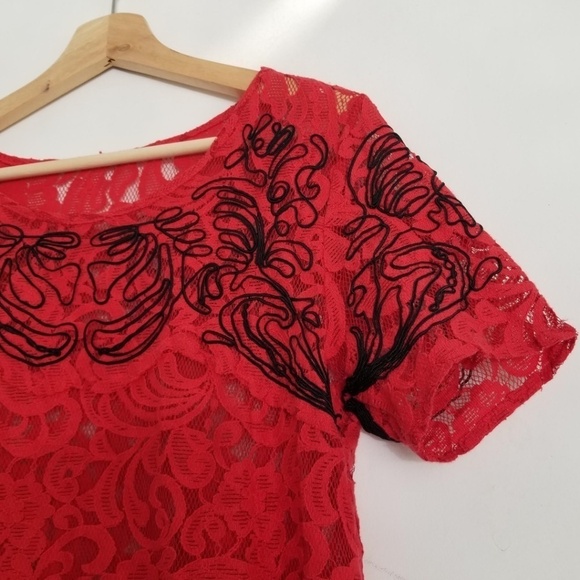 Free People Lace Dreamer Short Sleeve Shift Dress in Cherry Red Size Medium - Picture 6 of 8